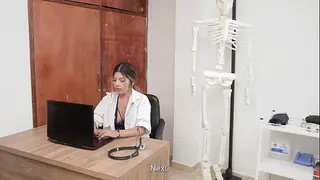 A ENFERMEIRA ME AJUDA COM MINHA EREÇÃO