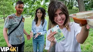 HUNT4K. Que tal vir até meu chuveiro para que eu possa transar com sua namorada?