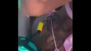 Novinha Brasileira deliciosa da perdido no corno manso e vai fuder com o instrutor de jetski no mar longe de marido corno.