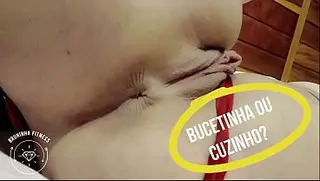 Bucetinha, cuzinho ou os dois?