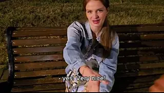 Conheci uma gata num site de encontros sexuais e transei com ela na mesma noite.