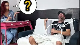 Professora comida por um aluno!